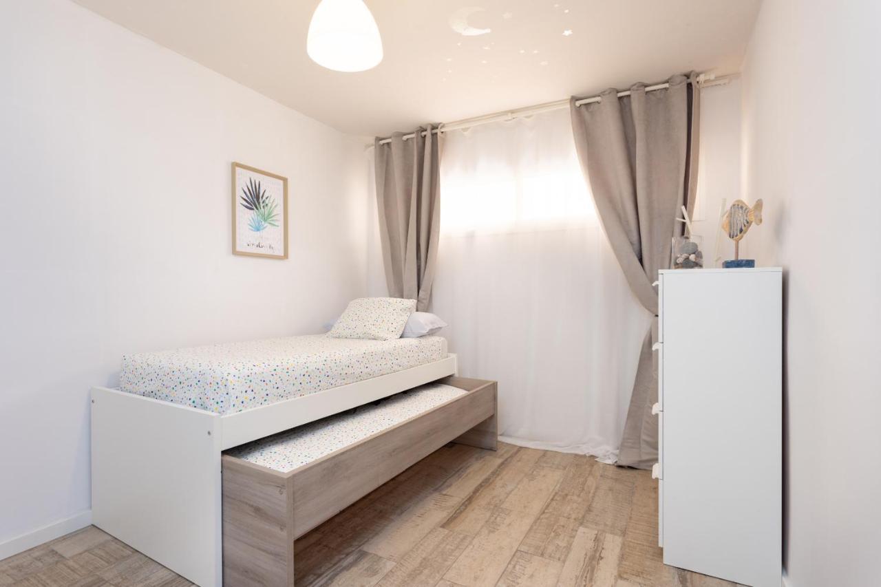Ocean View Roque Del Conde Apartment Адехе Екстериор снимка